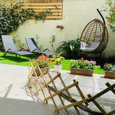 Ivy, 4 Minutes From The Sea Apartamento *