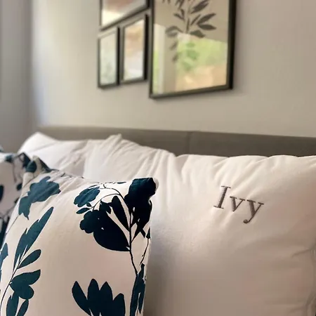 Ivy, 4 Minutes From The Sea Apartment *