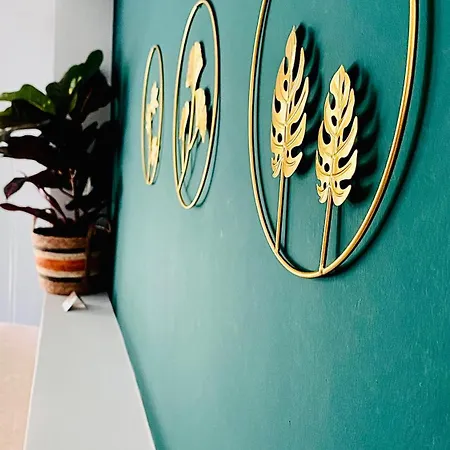 Apartment Ivy, 4 Minutes From The Sea *