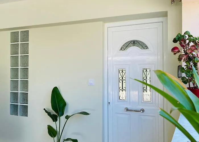 Ivy, 4 Minutes From The Sea Apartamento