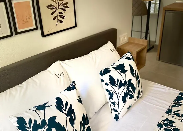 Ivy, 4 Minutes From The Sea Apartamento La Canea