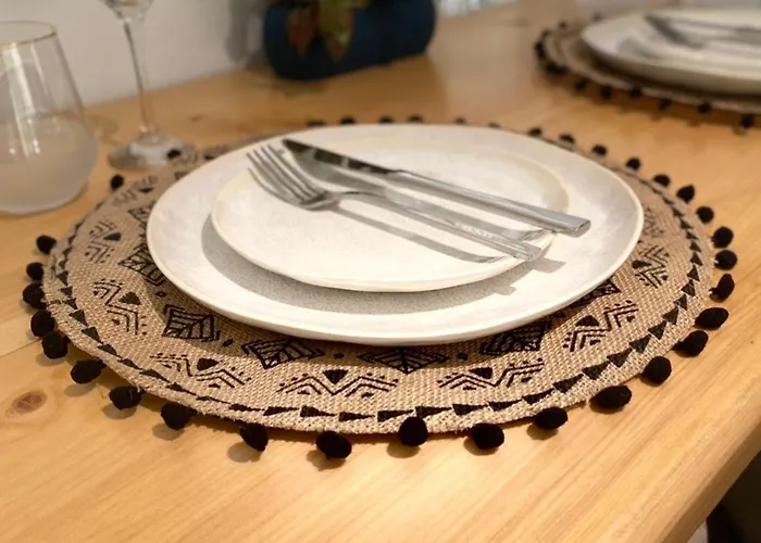 Ivy, 4 Minutes From The Sea Apartamento *