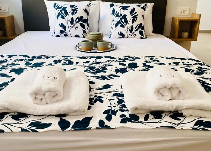 Ivy, 4 Minutes From The Sea Apartamento La Canea